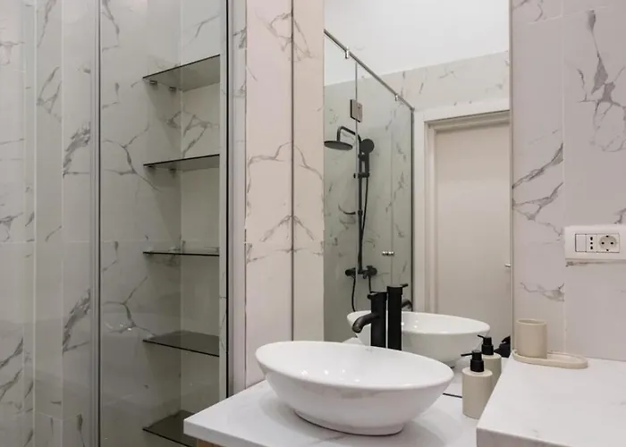 Nido Central Regina Elisabeta *