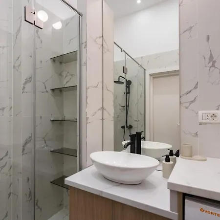 Heart Regina Elisabeta *